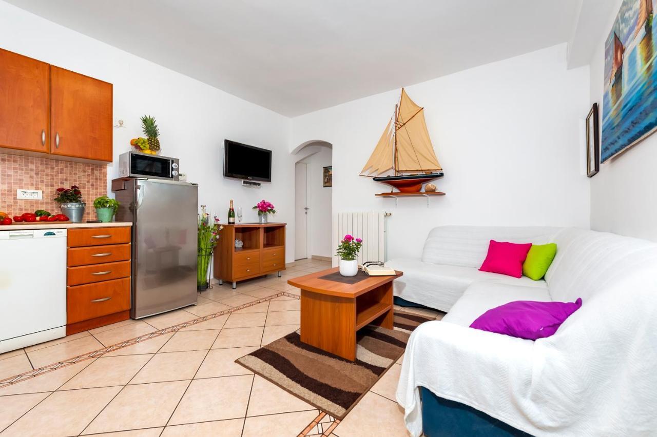 Apartment & Rooms Graciela Rovinj Kültér fotó